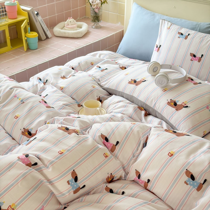 91家纺网 家纺一手货源 找家纺 可可家纺 2025新款亲肤有氧提花小竺棉四件套 条纹腊肠狗