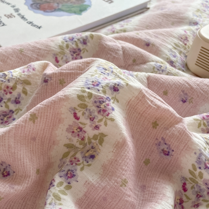 91家纺网 家纺一手货源 找家纺 云玲时尚 2025新款云感双层纱床盖夏被四件套 赫本