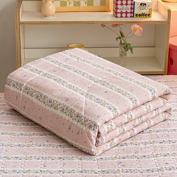 91家纺网 家纺一手货源 找家纺 云玲时尚 2025新款云感双层纱床盖夏被四件套 赫本