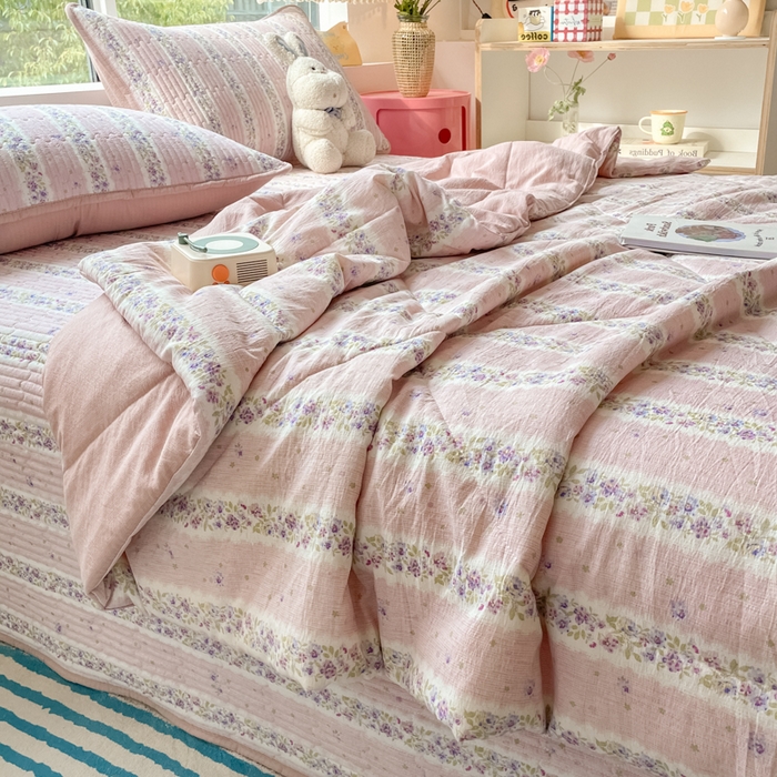 91家纺网 家纺一手货源 找家纺 云玲时尚 2025新款云感双层纱床盖夏被四件套 赫本