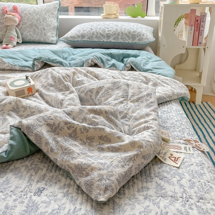 91家纺网 家纺一手货源 找家纺 云玲时尚 2025新款云感双层纱床盖夏被四件套 莫尼绿