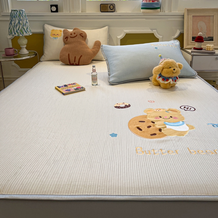 91家纺网 家纺一手货源 找家纺 （总）如一 2025春夏新款A类卡通刺绣PE中分子冰豆豆凉感软席凉席席子