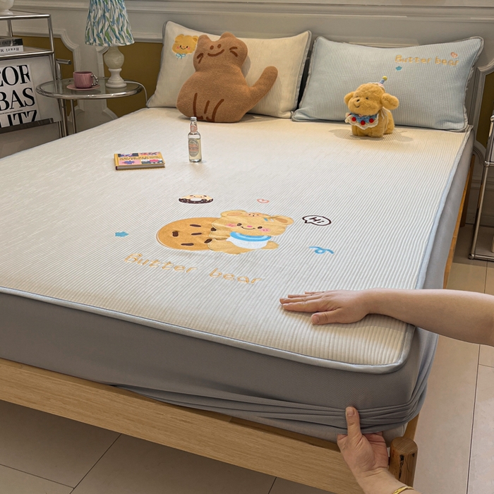 91家纺网 家纺一手货源 找家纺 （总）如一 2025春夏新款A类卡通刺绣PE中分子冰豆豆凉感软席凉席席子