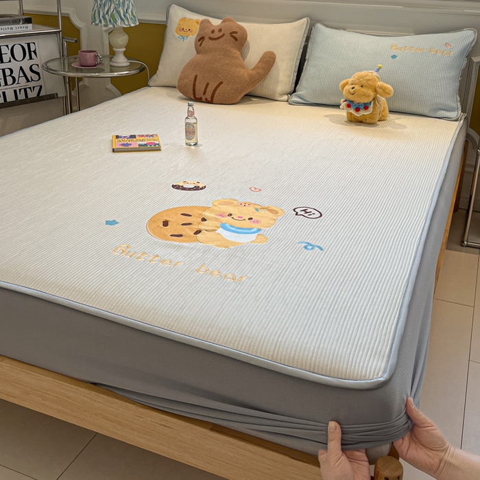 91家纺网 家纺一手货源 找家纺 （总）如一 2025春夏新款A类卡通刺绣PE中分子冰豆豆凉感软席凉席席子