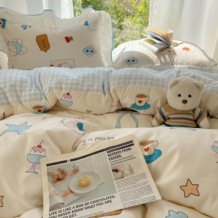 91家纺网 家纺一手货源 找家纺 桃心家居 2025新款A类云柔水洗棉花边四件套 水洗棉花边-蓝色猫咪日记