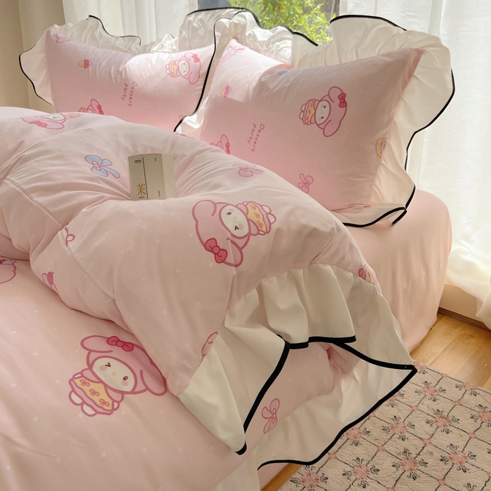 91家纺网 家纺一手货源 找家纺 桃心家居 2025新款A类云柔水洗棉花边四件套 水洗棉花边-黑色甜品兔兔