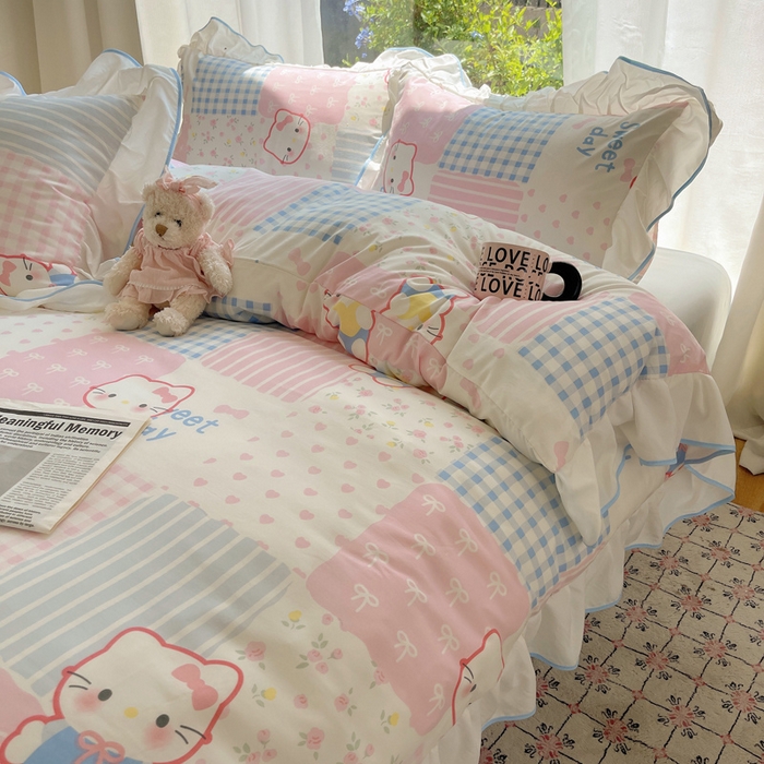 91家纺网 家纺一手货源 找家纺 桃心家居 2025新款A类云柔水洗棉花边四件套 水洗棉花边-蓝色布丁猫