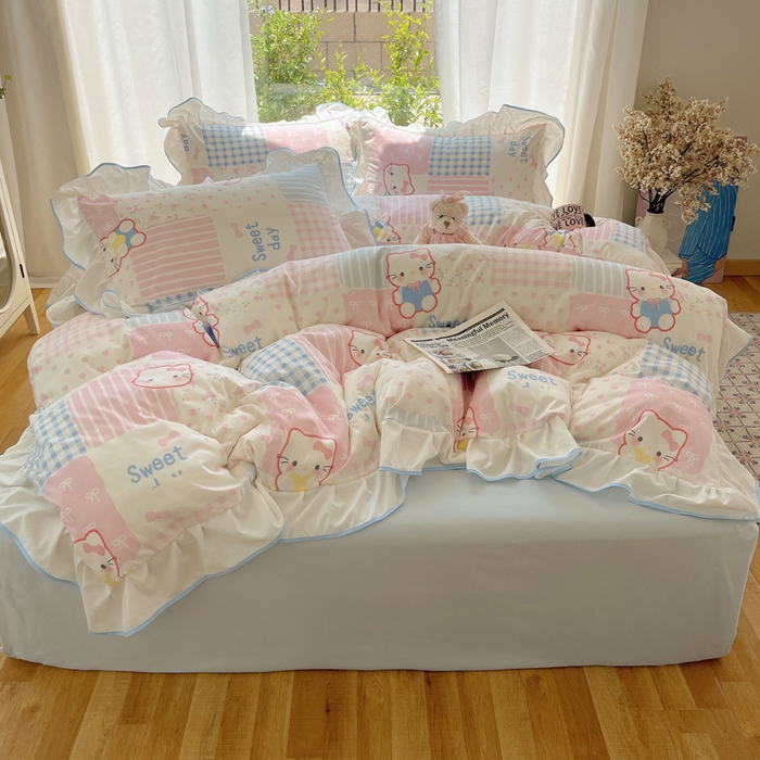 91家纺网 家纺一手货源 找家纺 桃心家居 2025新款A类云柔水洗棉花边四件套 水洗棉花边-蓝色布丁猫