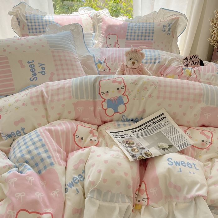 91家纺网 家纺一手货源 找家纺 桃心家居 2025新款A类云柔水洗棉花边四件套 水洗棉花边-蓝色布丁猫