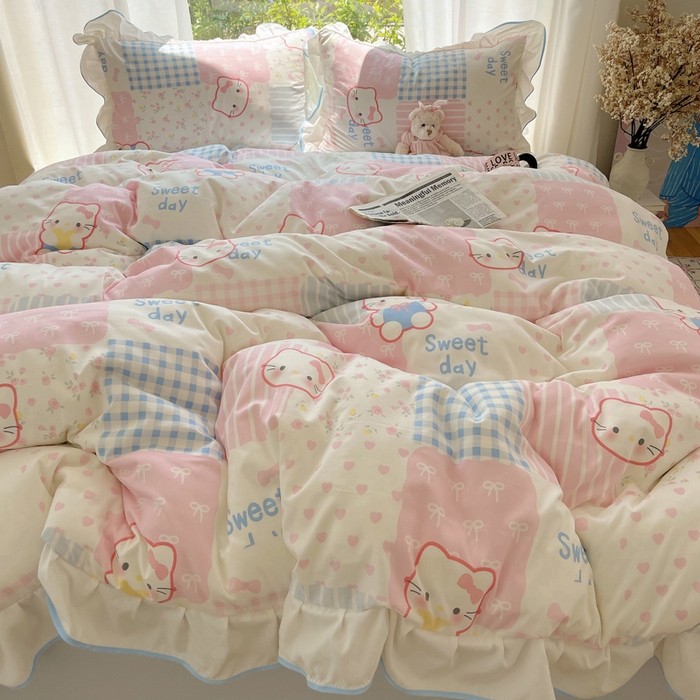 91家纺网 家纺一手货源 找家纺 桃心家居 2025新款A类云柔水洗棉花边四件套 水洗棉花边-蓝色布丁猫