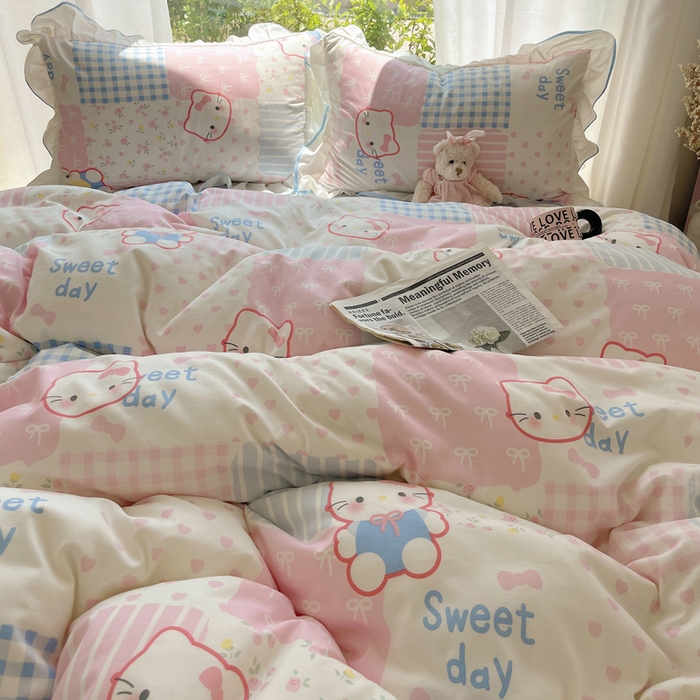 91家纺网 家纺一手货源 找家纺 桃心家居 2025新款A类云柔水洗棉花边四件套 水洗棉花边-蓝色布丁猫