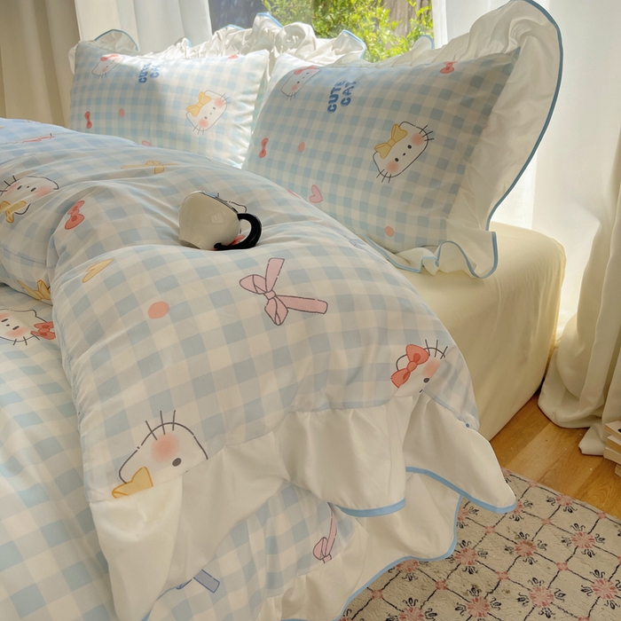 91家纺网 家纺一手货源 找家纺 桃心家居 2025新款A类云柔水洗棉花边四件套 水洗棉花边-蓝色兰格猫咪