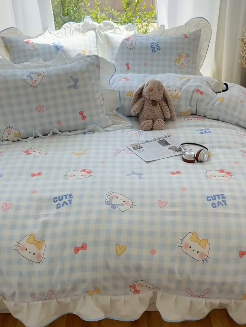 91家纺网 家纺一手货源 找家纺 桃心家居 2025新款A类云柔水洗棉花边四件套 水洗棉花边-蓝色兰格猫咪