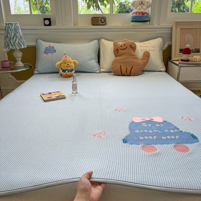如一 2025春夏新款A类卡通刺绣PE中分子冰豆豆凉感软席凉席席子 床席款-梦幻汽车