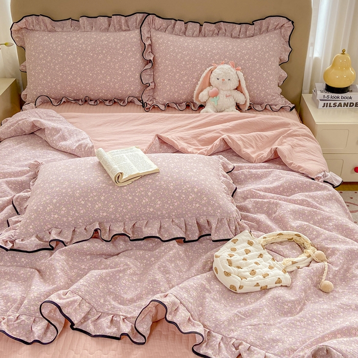 91家纺网 家纺一手货源 找家纺 大麦家纺 2025年新款云感棉双层纱花边床盖夏被夏凉被空调被四件套 繁花