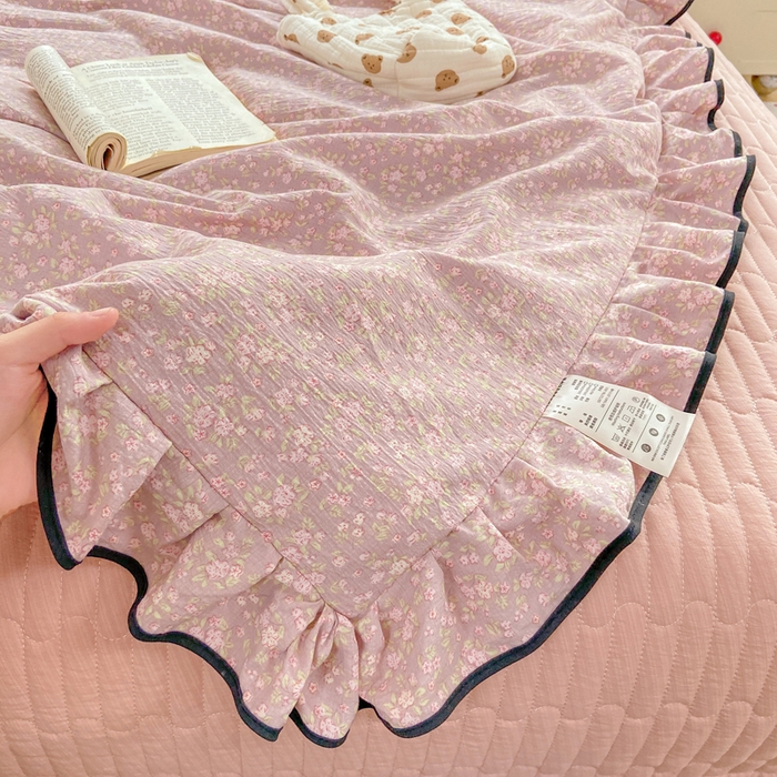 91家纺网 家纺一手货源 找家纺 大麦家纺 2025年新款云感棉双层纱花边床盖夏被夏凉被空调被四件套 繁花