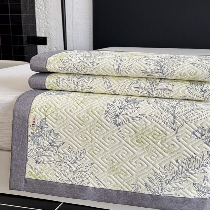 91家纺网 家纺一手货源 找家纺 简宜家居（朝初家纺） 2025春夏新款全棉纯棉老粗布床单绗缝凉席席子 床褥 薄垫子 一席多用 风铃草