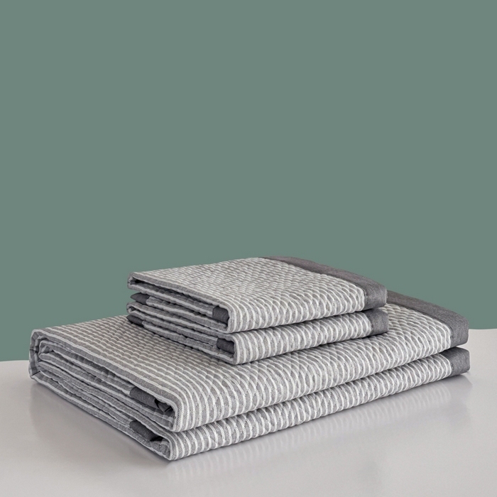 91家纺网 家纺一手货源 找家纺 简宜家居（朝初家纺） 2025春夏新款全棉纯棉老粗布床单绗缝凉席席子 床褥 薄垫子 一席多用 条纹-灰