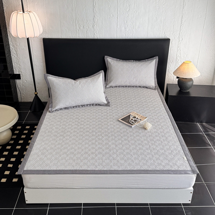 91家纺网 家纺一手货源 找家纺 简宜家居（朝初家纺） 2025春夏新款全棉纯棉老粗布床单绗缝凉席席子 床褥 薄垫子 一席多用 条纹-灰