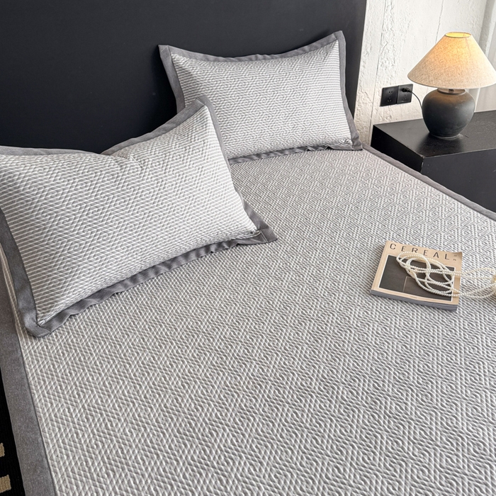 91家纺网 家纺一手货源 找家纺 简宜家居（朝初家纺） 2025春夏新款全棉纯棉老粗布床单绗缝凉席席子 床褥 薄垫子 一席多用 条纹-灰