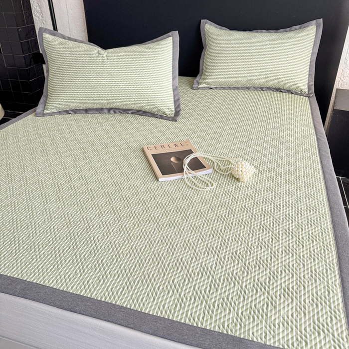 91家纺网 家纺一手货源 找家纺 简宜家居（朝初家纺） 2025春夏新款全棉纯棉老粗布床单绗缝凉席席子 床褥 薄垫子 一席多用 条纹-绿野