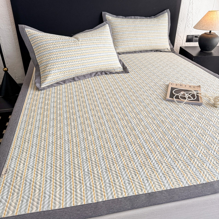 91家纺网 家纺一手货源 找家纺 简宜家居（朝初家纺） 2025春夏新款全棉纯棉老粗布床单绗缝凉席席子 床褥 薄垫子 一席多用 条纹-悠韵