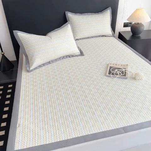 91家纺网 家纺一手货源 找家纺 简宜家居（朝初家纺） 2025春夏新款全棉纯棉老粗布床单绗缝凉席席子 床褥 薄垫子 一席多用 条纹-悠韵