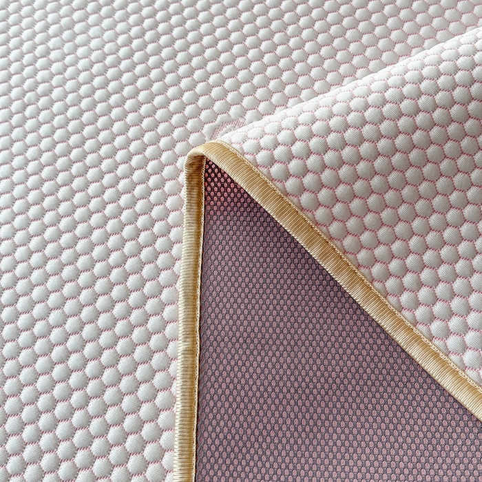 91家纺网 家纺一手货源 找家纺 爱洛家纺 2025春夏新款A类冰丝豆豆凉席席子-床垫款 小熊·粉玉