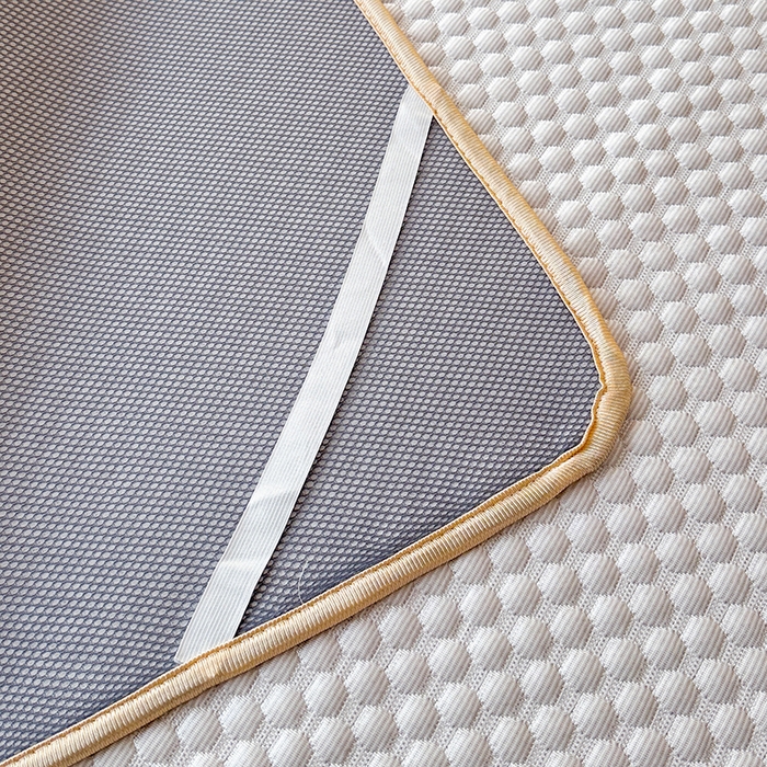 91家纺网 家纺一手货源 找家纺 爱洛家纺 2025春夏新款A类冰丝豆豆凉席席子-床垫款 豆豆·浅灰