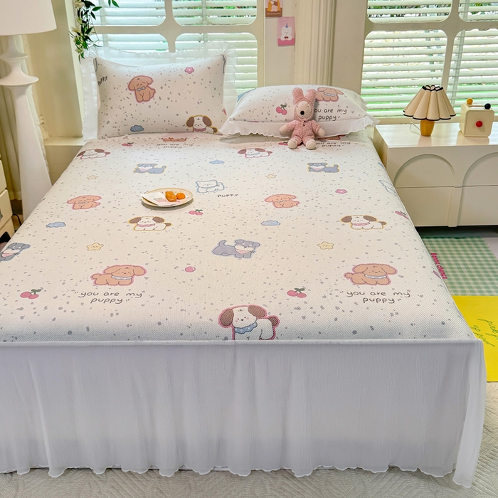 91家纺网 家纺一手货源 找家纺 逸尚阁 2025新款印花冰藤床裙凉席三件套 狗狗家族