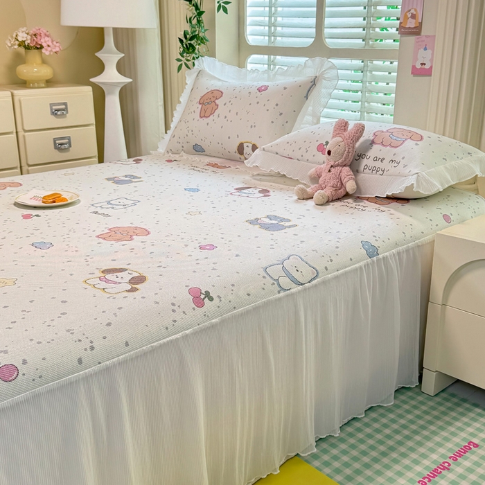 91家纺网 家纺一手货源 找家纺 逸尚阁 2025新款印花冰藤床裙凉席三件套 狗狗家族