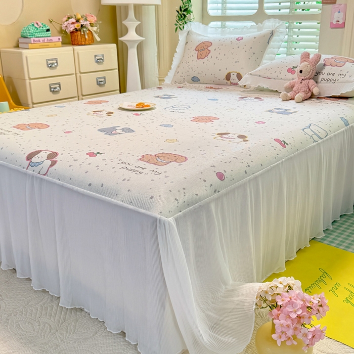 91家纺网 家纺一手货源 找家纺 逸尚阁 2025新款印花冰藤床裙凉席三件套 狗狗家族