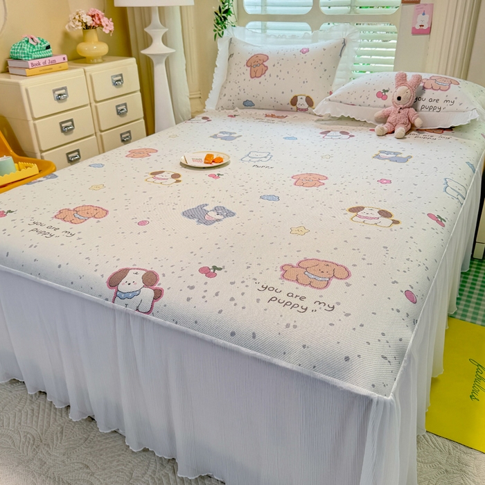 91家纺网 家纺一手货源 找家纺 逸尚阁 2025新款印花冰藤床裙凉席三件套 狗狗家族