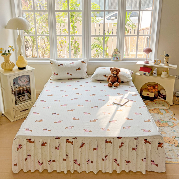 91家纺网 家纺一手货源 找家纺 极梦家纺 2025新款磨毛印花床裙三件套（支持定制） （总链接二） 香肠狗