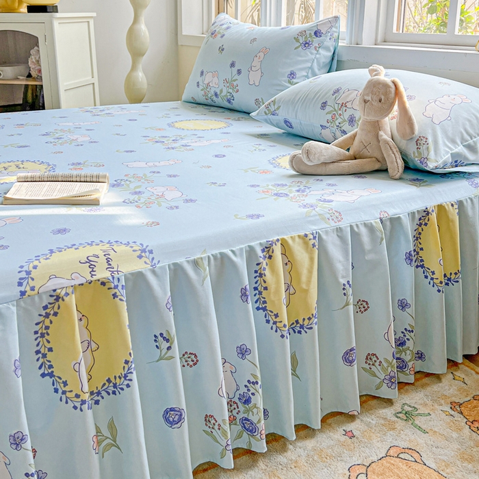 91家纺网 家纺一手货源 找家纺 极梦家纺 2025新款磨毛印花床裙三件套（支持定制） （总链接二） 蓝白兔