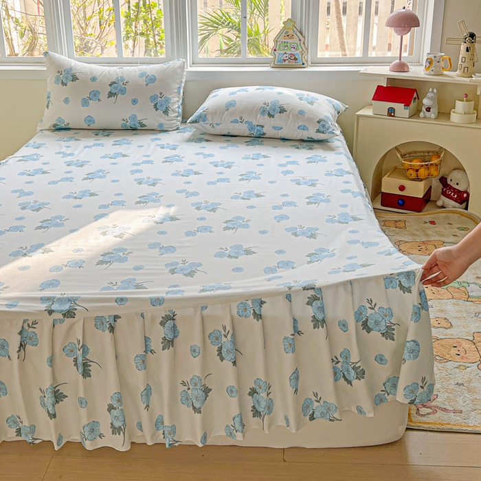 91家纺网 家纺一手货源 找家纺 极梦家纺 2025新款磨毛印花床裙三件套（支持定制） （总链接二） 蓝樱花语