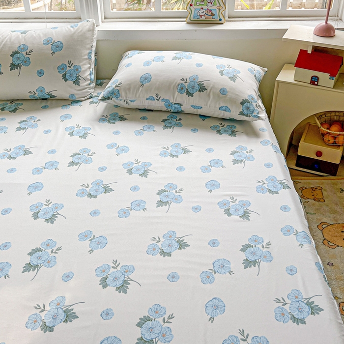 91家纺网 家纺一手货源 找家纺 极梦家纺 2025新款磨毛印花床裙三件套（支持定制） （总链接二） 蓝樱花语