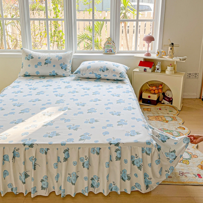 91家纺网 家纺一手货源 找家纺 极梦家纺 2025新款磨毛印花床裙三件套（支持定制） （总链接二） 蓝樱花语