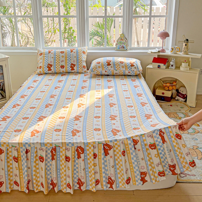 91家纺网 家纺一手货源 找家纺 极梦家纺 2025新款磨毛印花床裙三件套（支持定制） （总链接二） 小萌熊仔