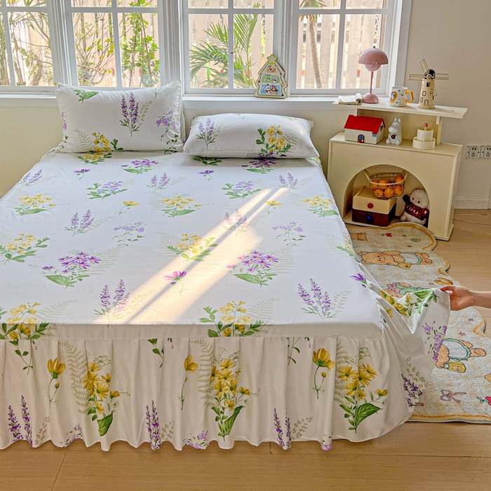 91家纺网 家纺一手货源 找家纺 极梦家纺 2025新款磨毛印花床裙三件套（支持定制） （总链接二） 花季如梦