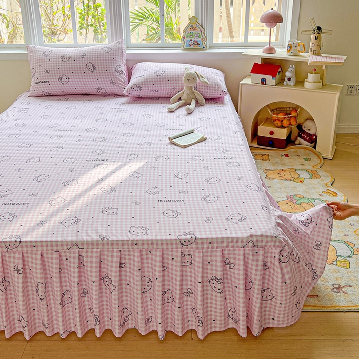 91家纺网 家纺一手货源 找家纺 极梦家纺 2025新款磨毛印花床裙三件套（支持定制） （总链接二） 线条kt猫粉