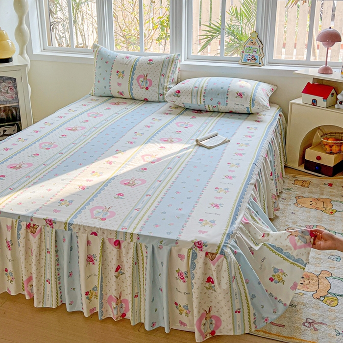 91家纺网 家纺一手货源 找家纺 极梦家纺 2025新款磨毛印花床裙三件套（支持定制） （总链接二） 小兔蘑菇