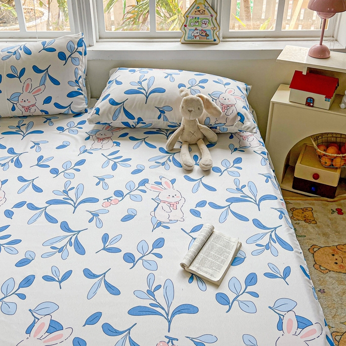 91家纺网 家纺一手货源 找家纺 极梦家纺 2025新款磨毛印花床裙三件套（支持定制） （总链接二） 米菲兔