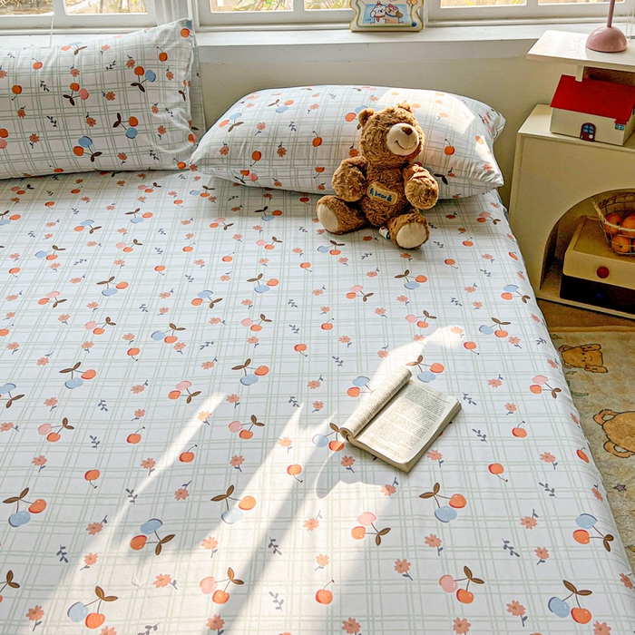 91家纺网 家纺一手货源 找家纺 极梦家纺 2025新款磨毛印花床裙三件套（支持定制） （总链接二） 樱桃格