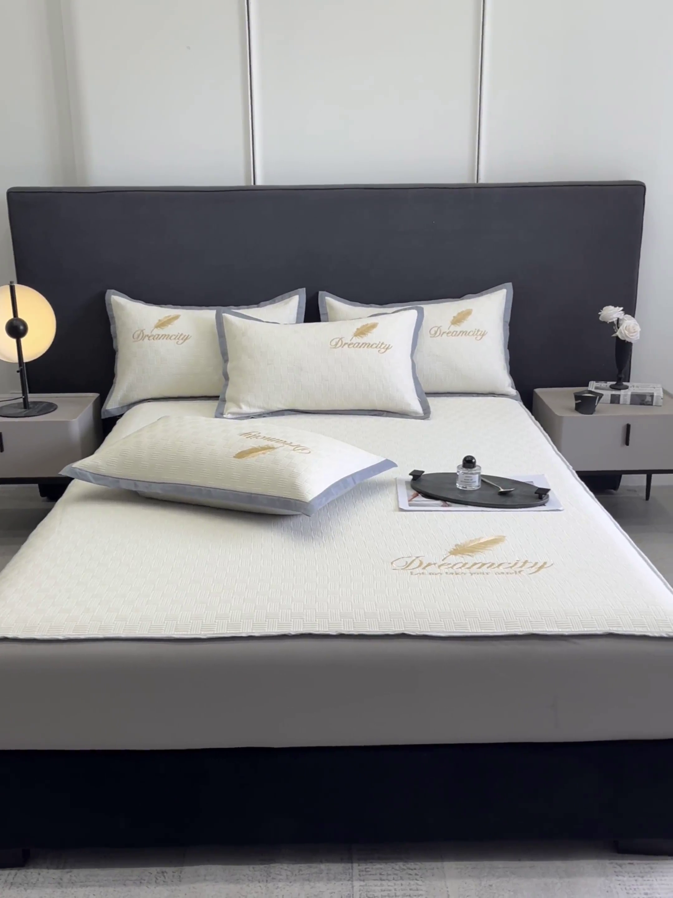 91家纺网 家纺一手货源 找家纺 （总）如一2025新款A类刺绣PE中分子冰豆豆凉感软席-都市系列