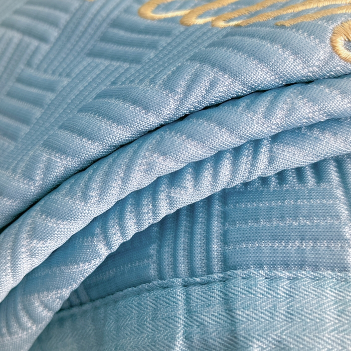 91家纺网 家纺一手货源 找家纺 如一2025新款A类刺绣PE中分子冰豆豆凉感软席-都市系列 都市-月光蓝