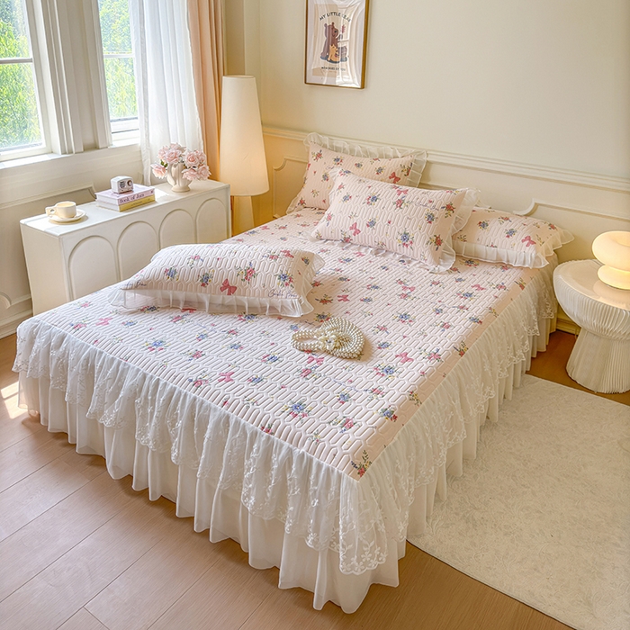 91家纺网 家纺一手货源 找家纺 网红馆（ck家纺） 2025春夏新款印花凉感丝乳胶床裙凉席空调席夏被空调被 蝴蝶花语 粉