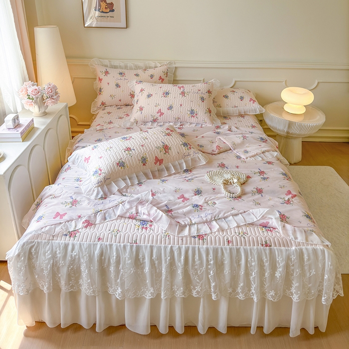 91家纺网 家纺一手货源 找家纺 网红馆（ck家纺） 2025春夏新款印花凉感丝乳胶床裙凉席空调席夏被空调被 蝴蝶花语 粉