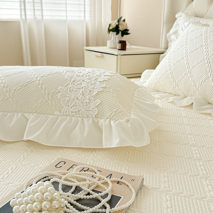 91家纺网 家纺一手货源 找家纺  2025新款PE凉豆豆安娜系列凉席夏被三件套 安娜-米白