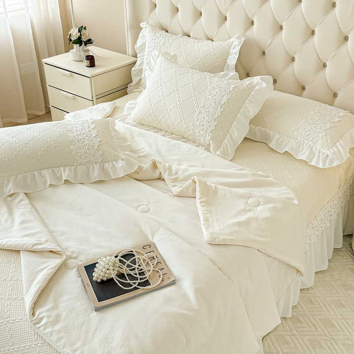 91家纺网 家纺一手货源 找家纺  2025新款PE凉豆豆安娜系列凉席夏被三件套 安娜-米白